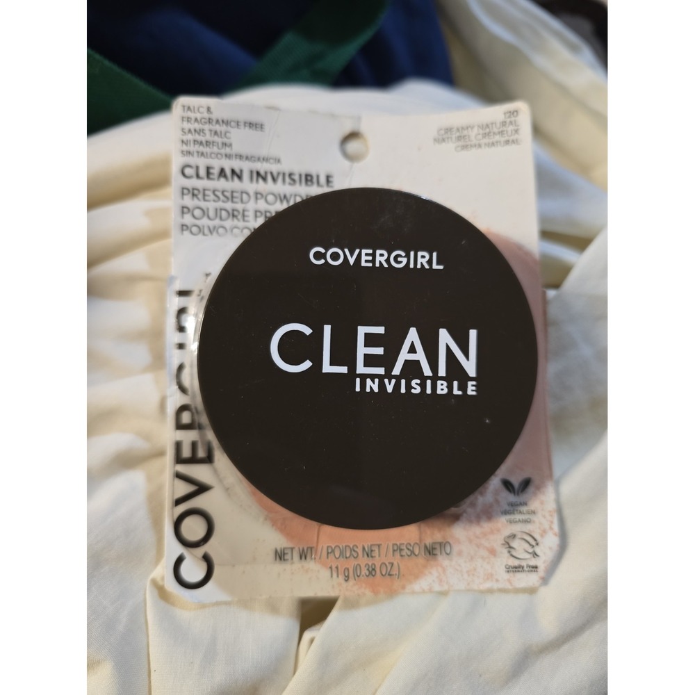 COVERGIRL Clean Invisible Pressed Powder Foundation 120 Creamy Natural - 0.39 oz